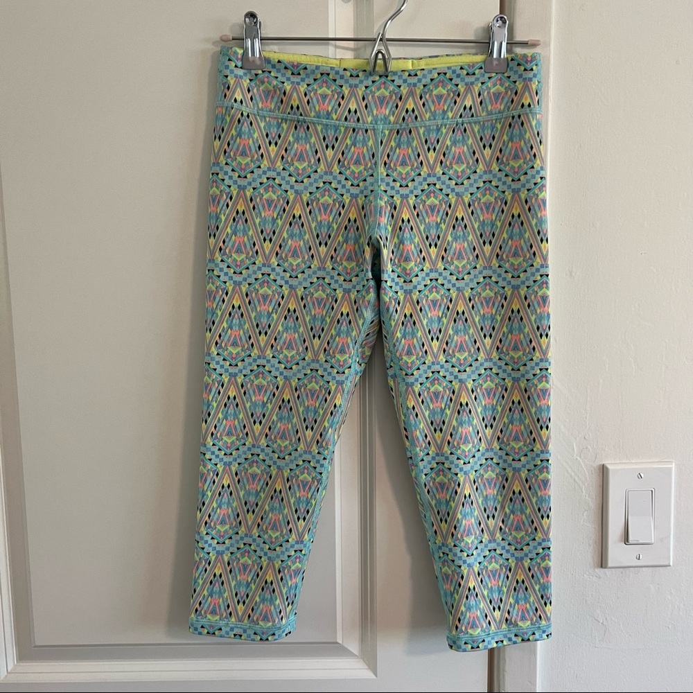 Ivivva by Lululemon Rhythmic Crop Leggings, 14